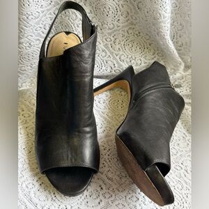 Via Spiga Black Peep-Toe Slingback Heels